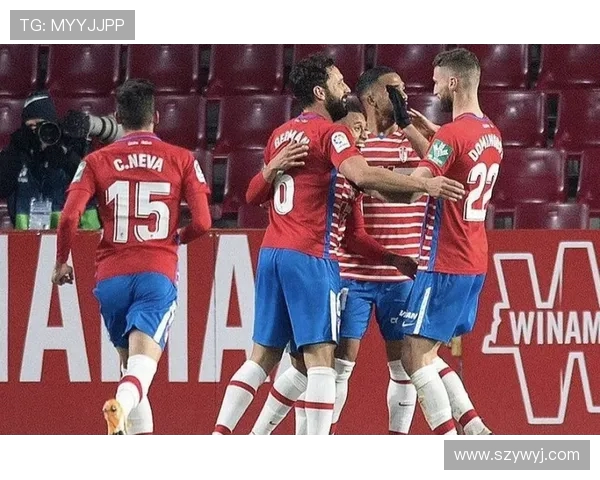 西甲赛程战术解读 豪门如何根据对手调整阵型策略